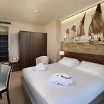 Mercure Lungomare 4*