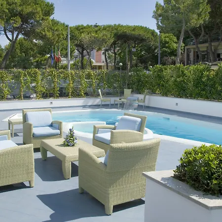 Mercure Lungomare 4*