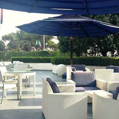 Mercure Lungomare 4* רימיני