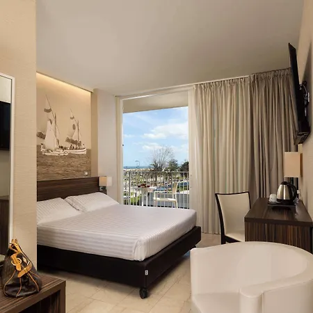 Hotel Mercure Lungomare