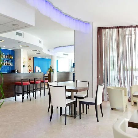 Mercure Lungomare 4*