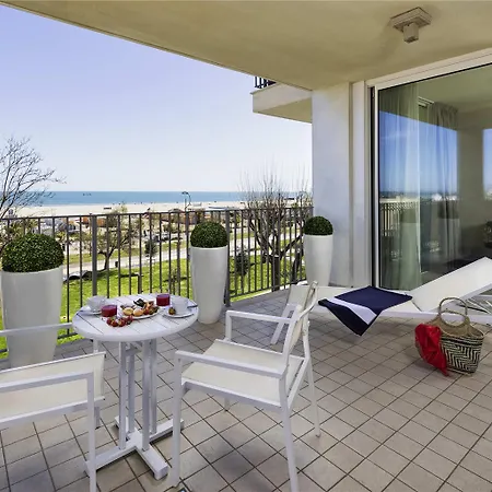 Mercure Lungomare 4* Rimini
