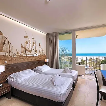 Mercure Lungomare