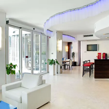 Mercure Lungomare 4*