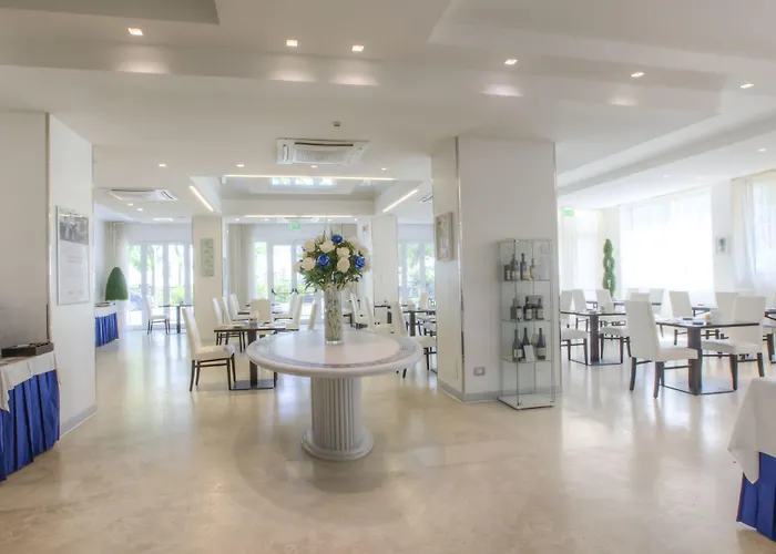 Mercure Lungomare 4* Rimini