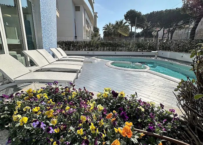 Mercure Lungomare Otel 4*