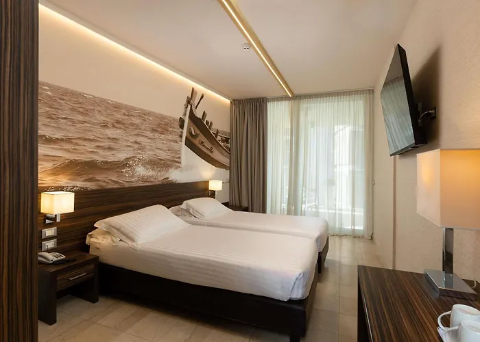 Mercure Lungomare Otel 4*