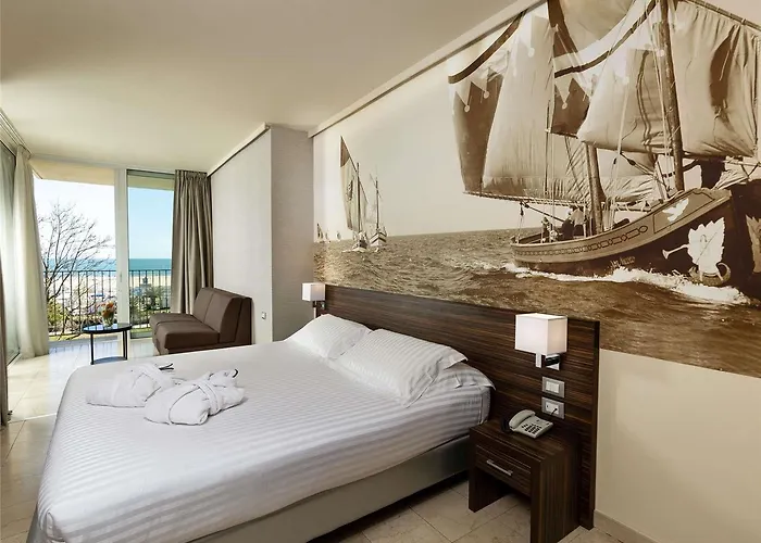 Mercure Lungomare 4*