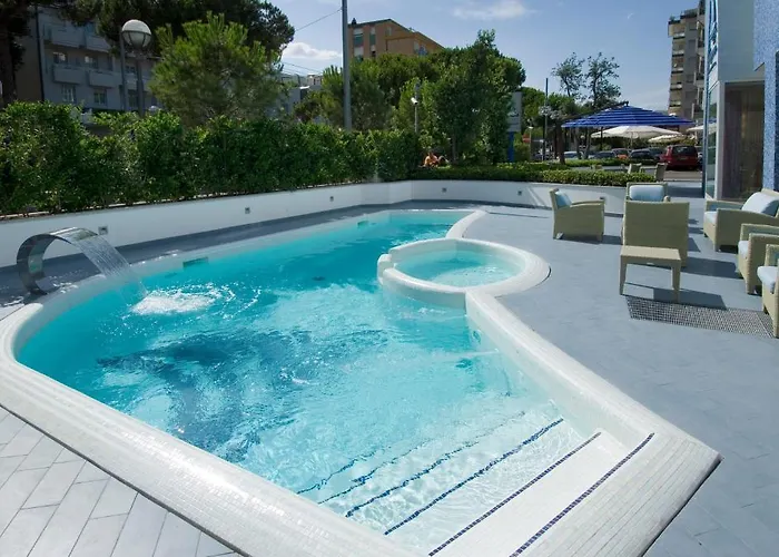 Mercure Lungomare Szálloda