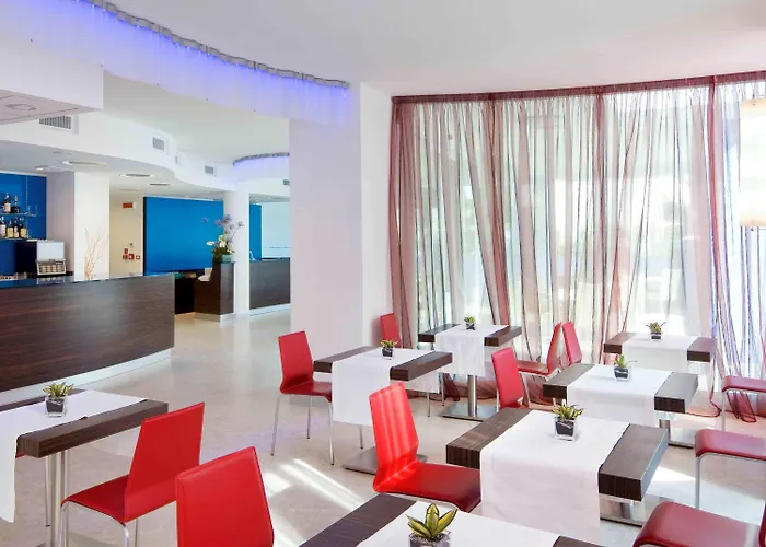 Mercure Lungomare 4* 리미니