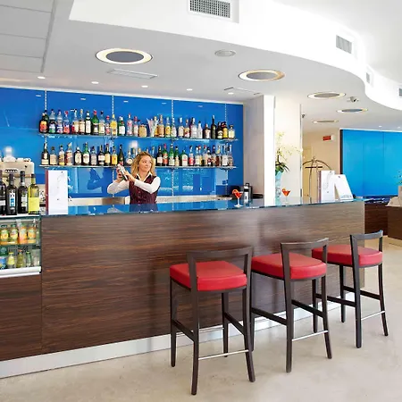 酒店 里米尼朗格马雷美居酒店