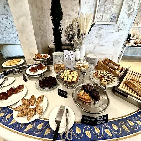 ホテル Mercure Lungomare リミニ