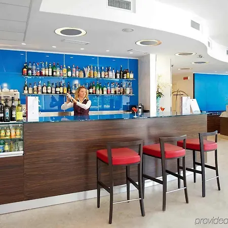 里米尼朗格马雷美居酒店 里米尼